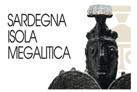 Allestita nell’aeroporto di Alghero la mostra “Sardegna Isola Megalitica”